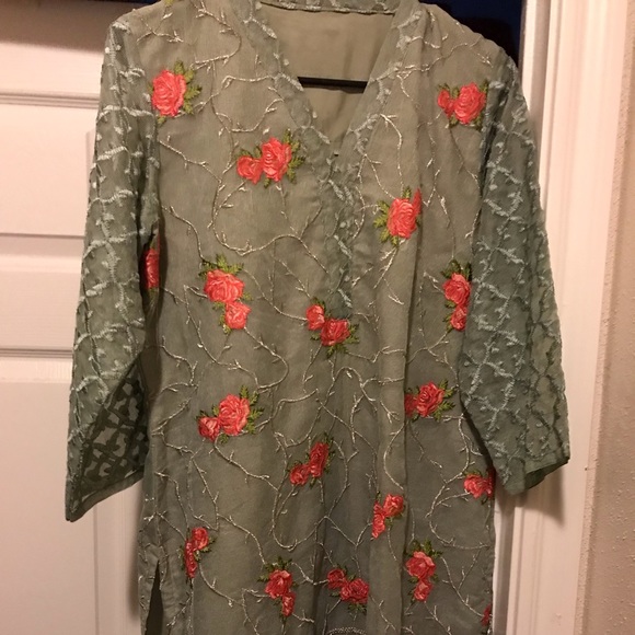 Pakistani kurti green - Picture 2 of 4